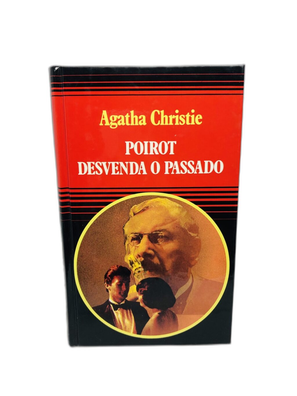 Poirot desvenda o passado - Agatha Christie