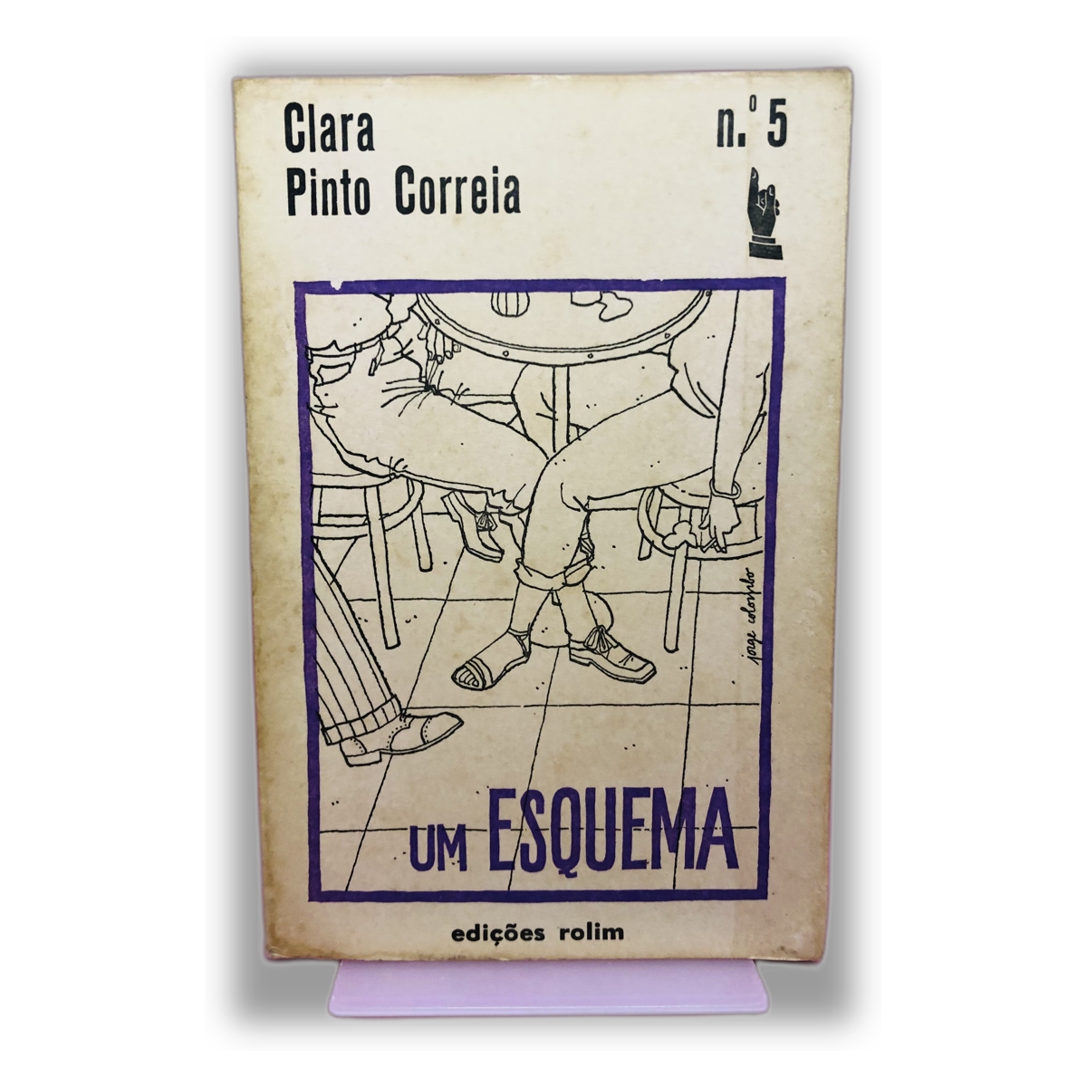 Um Esquema - Clara Pinto Correia