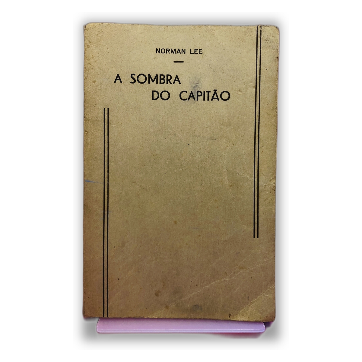 A Sombra do Capitão - Norman Lee