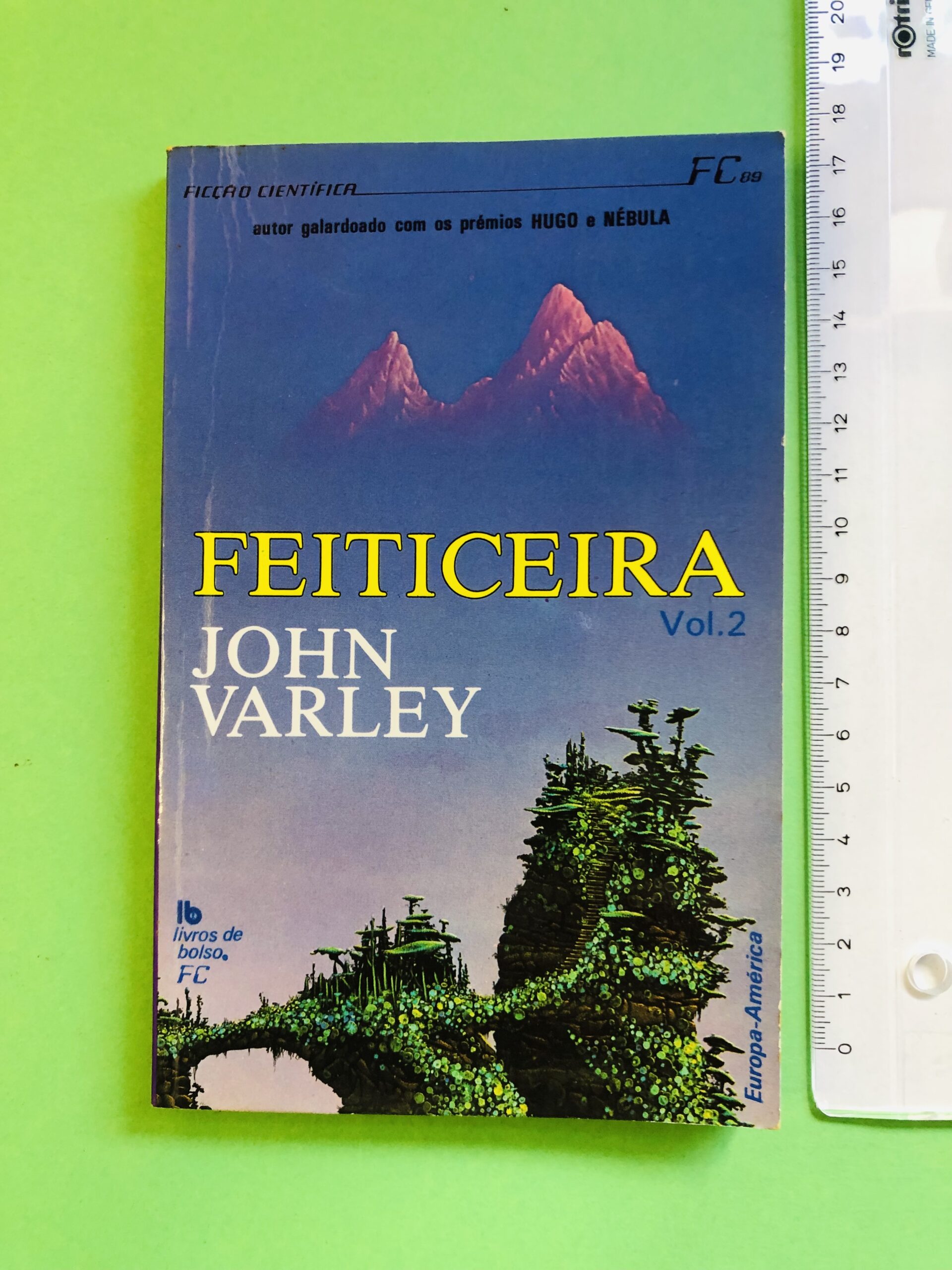 Feiticeira - John Varley