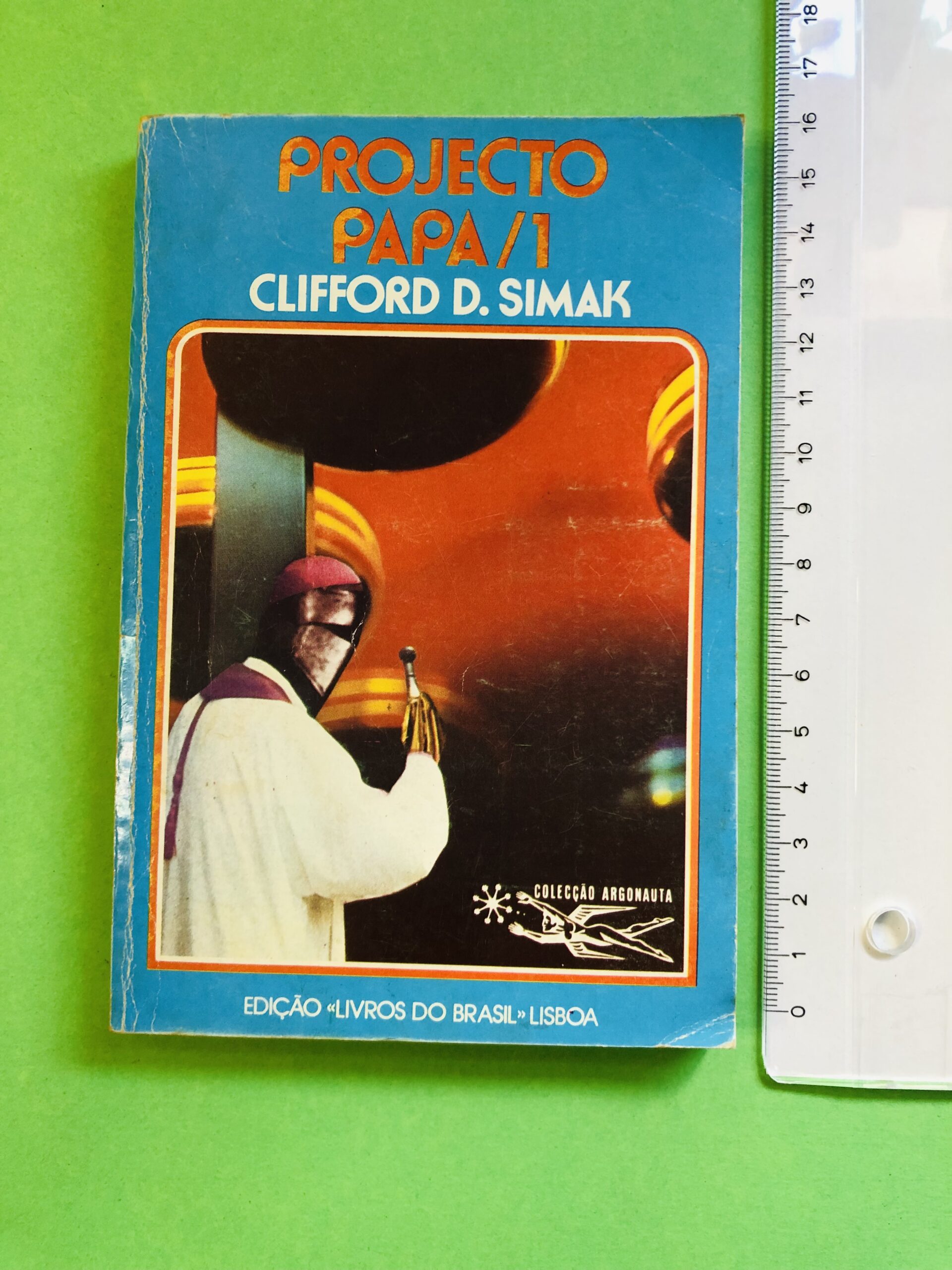 Projecto Papa / 1 - Clifford D. Simak