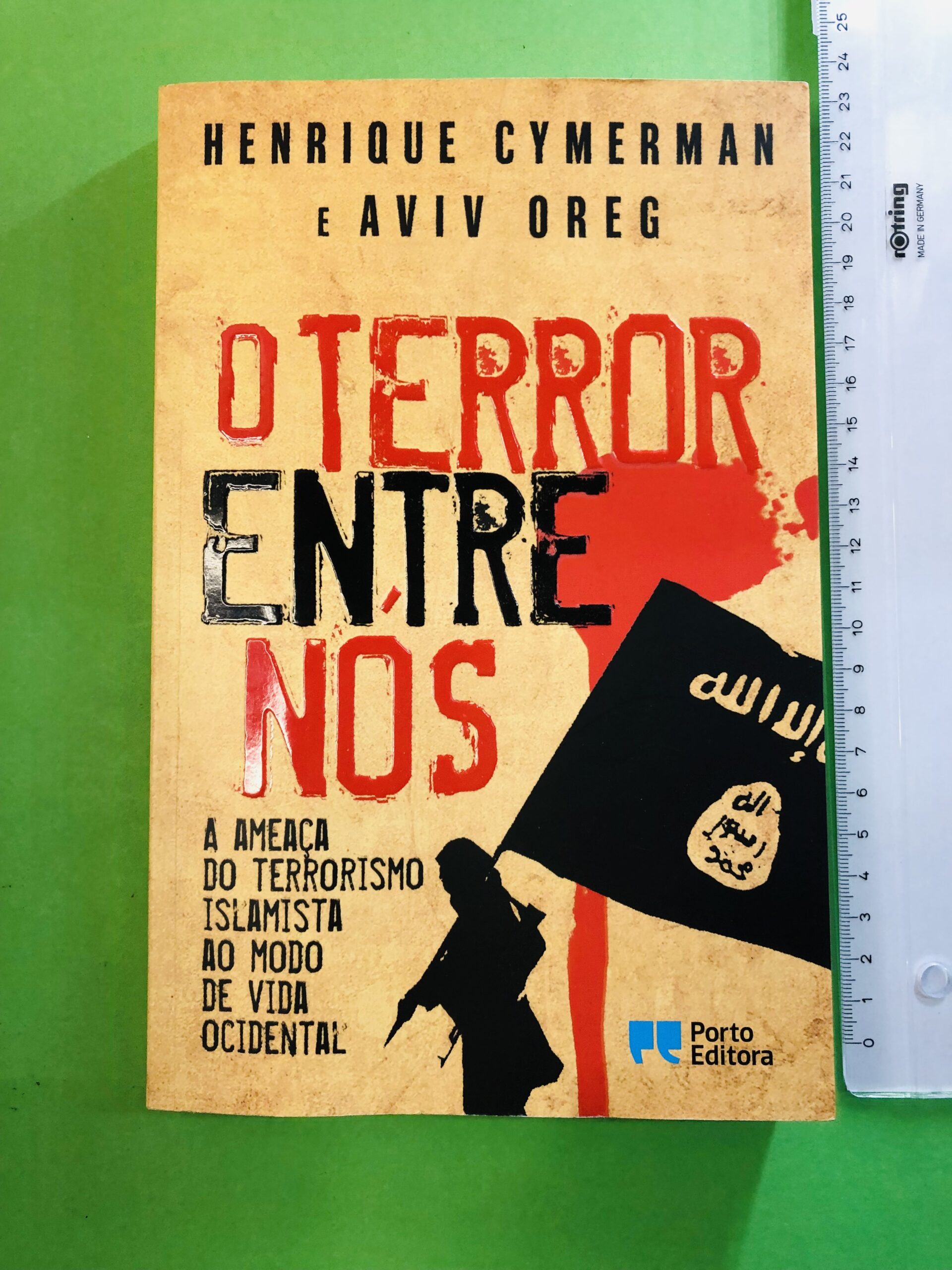 O Terror Entre Nós - Henrique Cymerman e Aviv Oreg