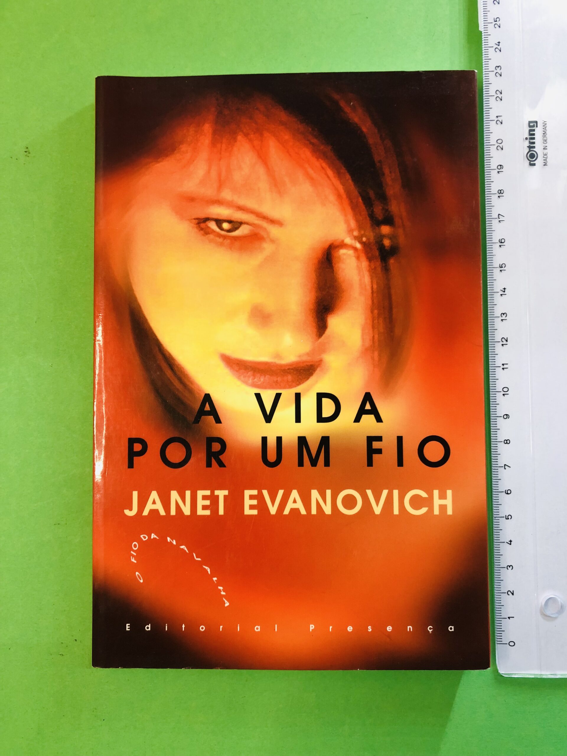 A Vida por um Fio - Janet Evanovich
