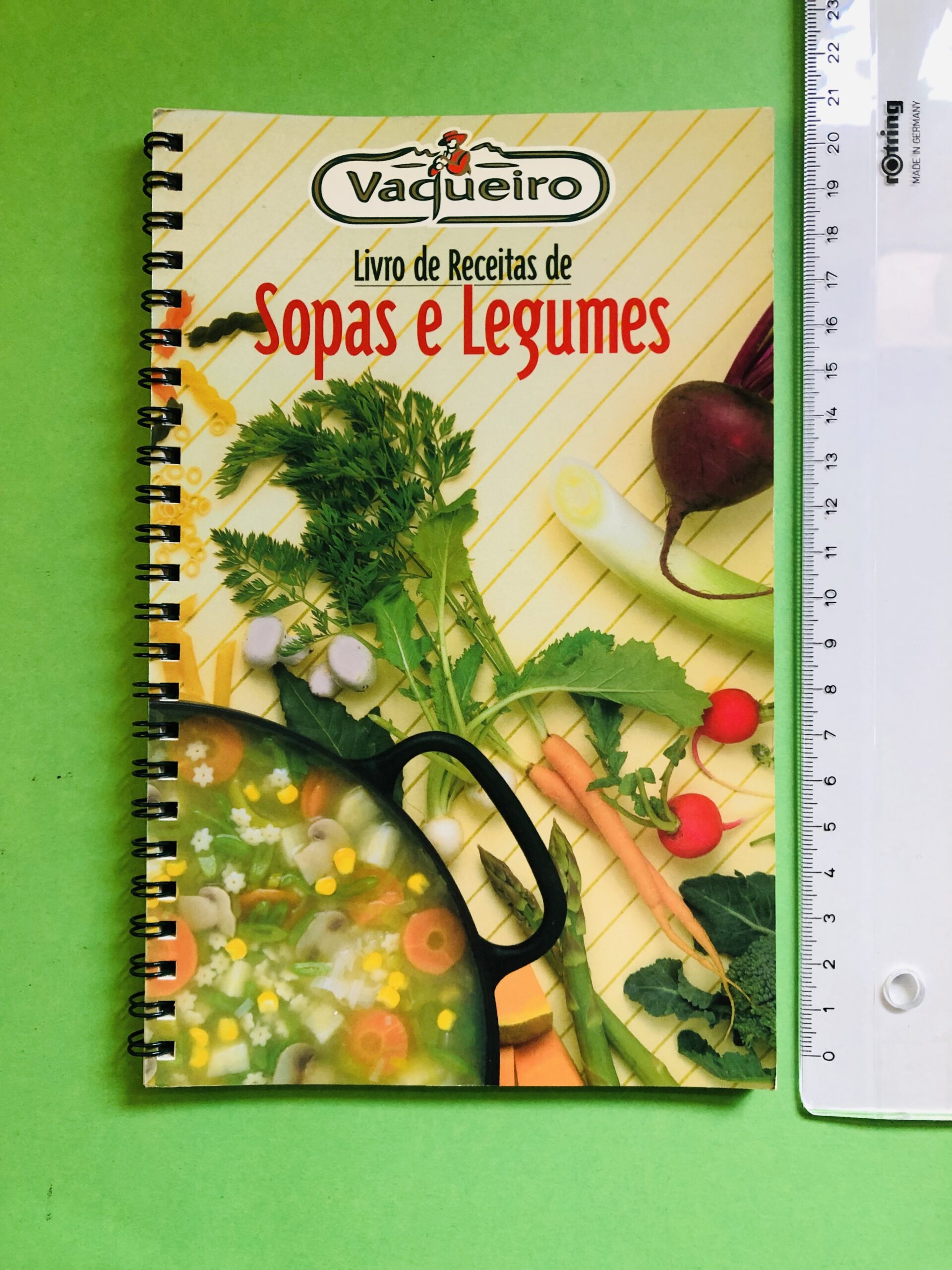 Livro de Receitas de Sopas e Legumes - Vaqueiro