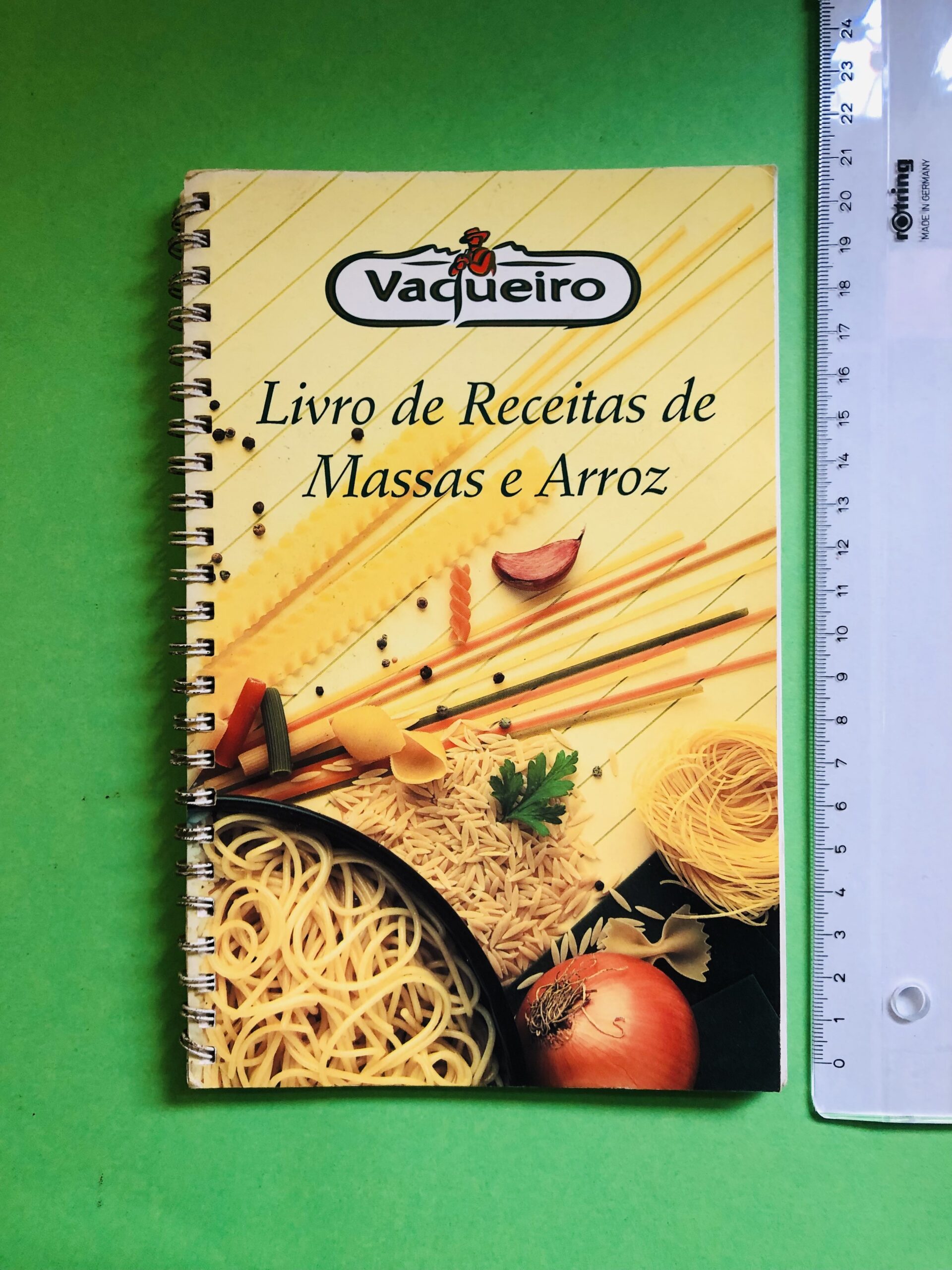 Livro de Receitas de Massas e Arroz - Vaqueiro