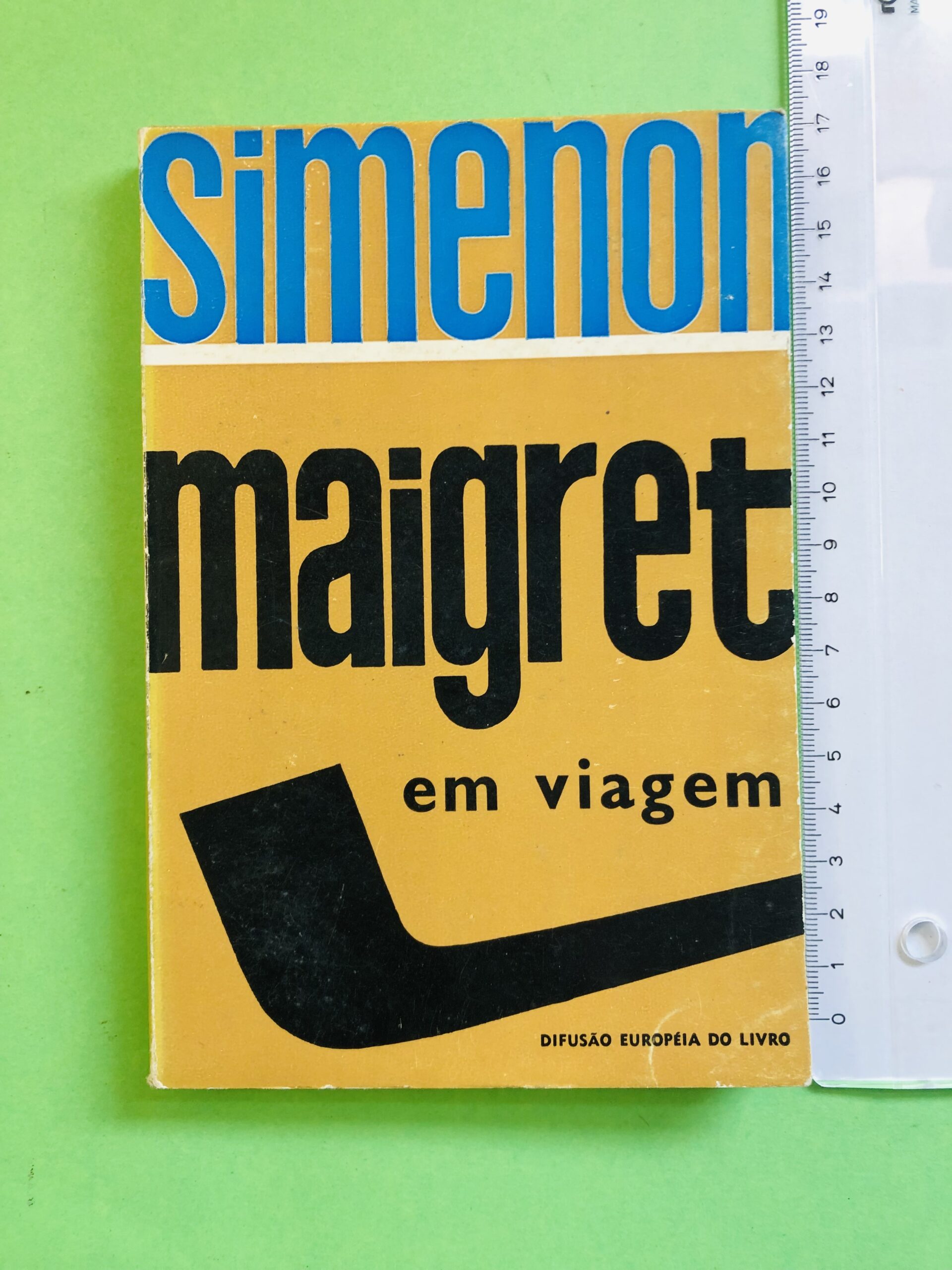 Maigret em Viagem - Simenon