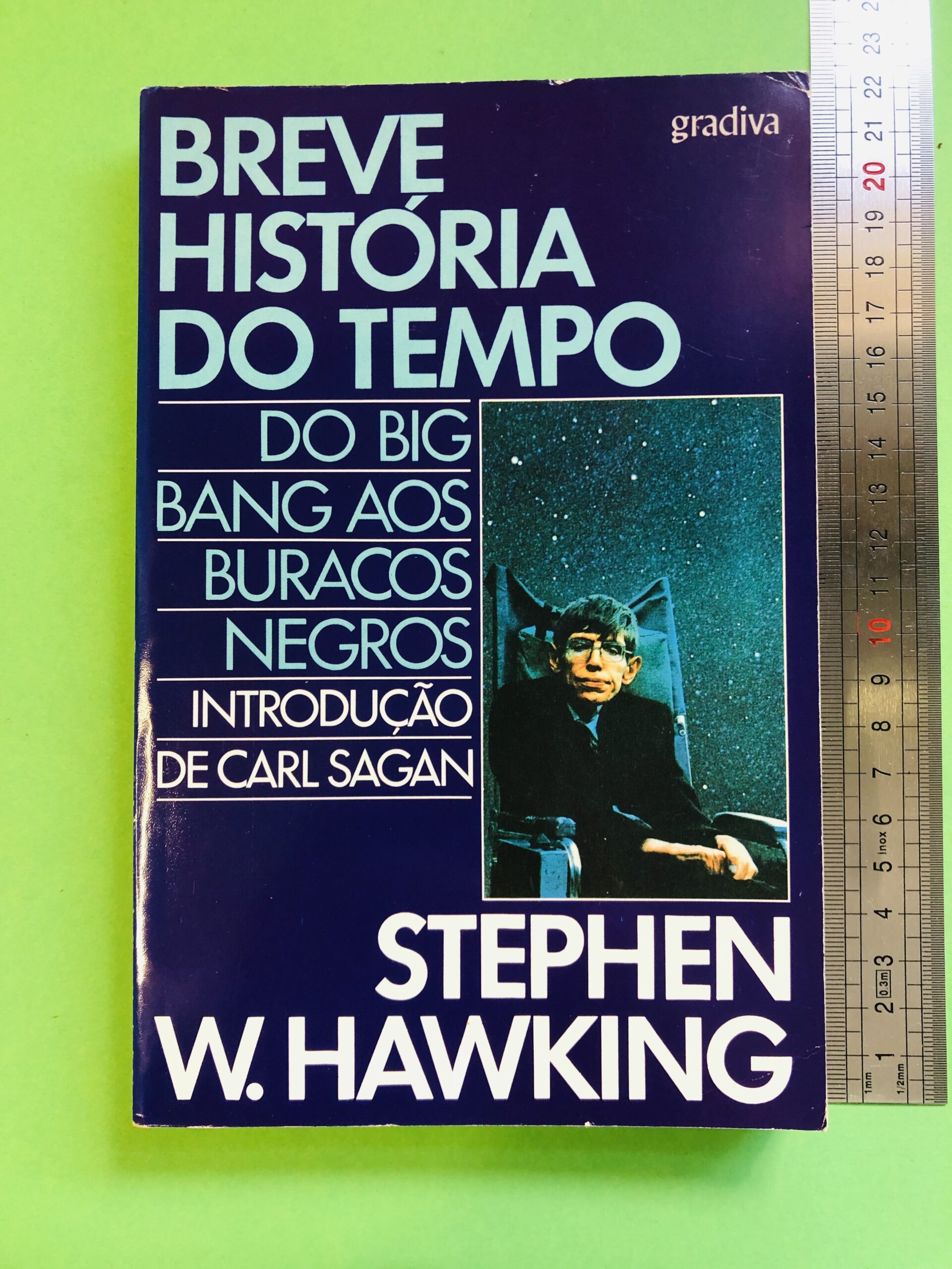 Breve História do Tempo - Stephen W. Hawking