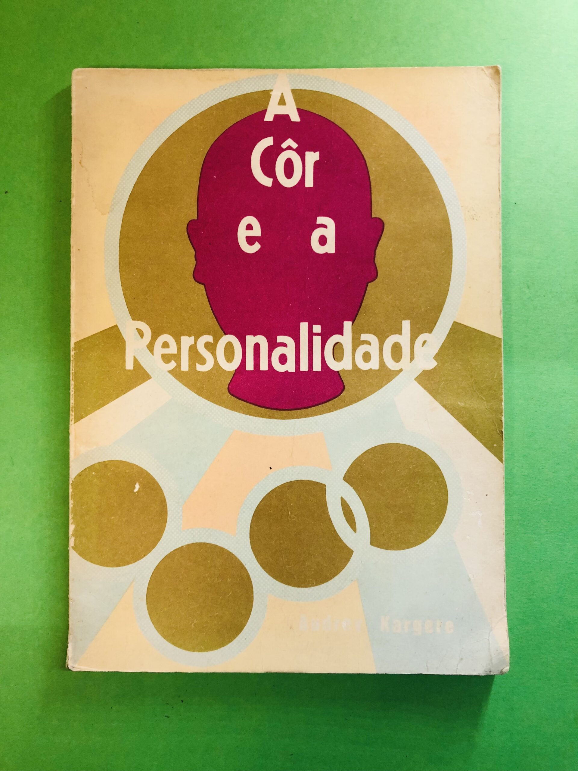 A Cor e a Personalidade - André Karpov