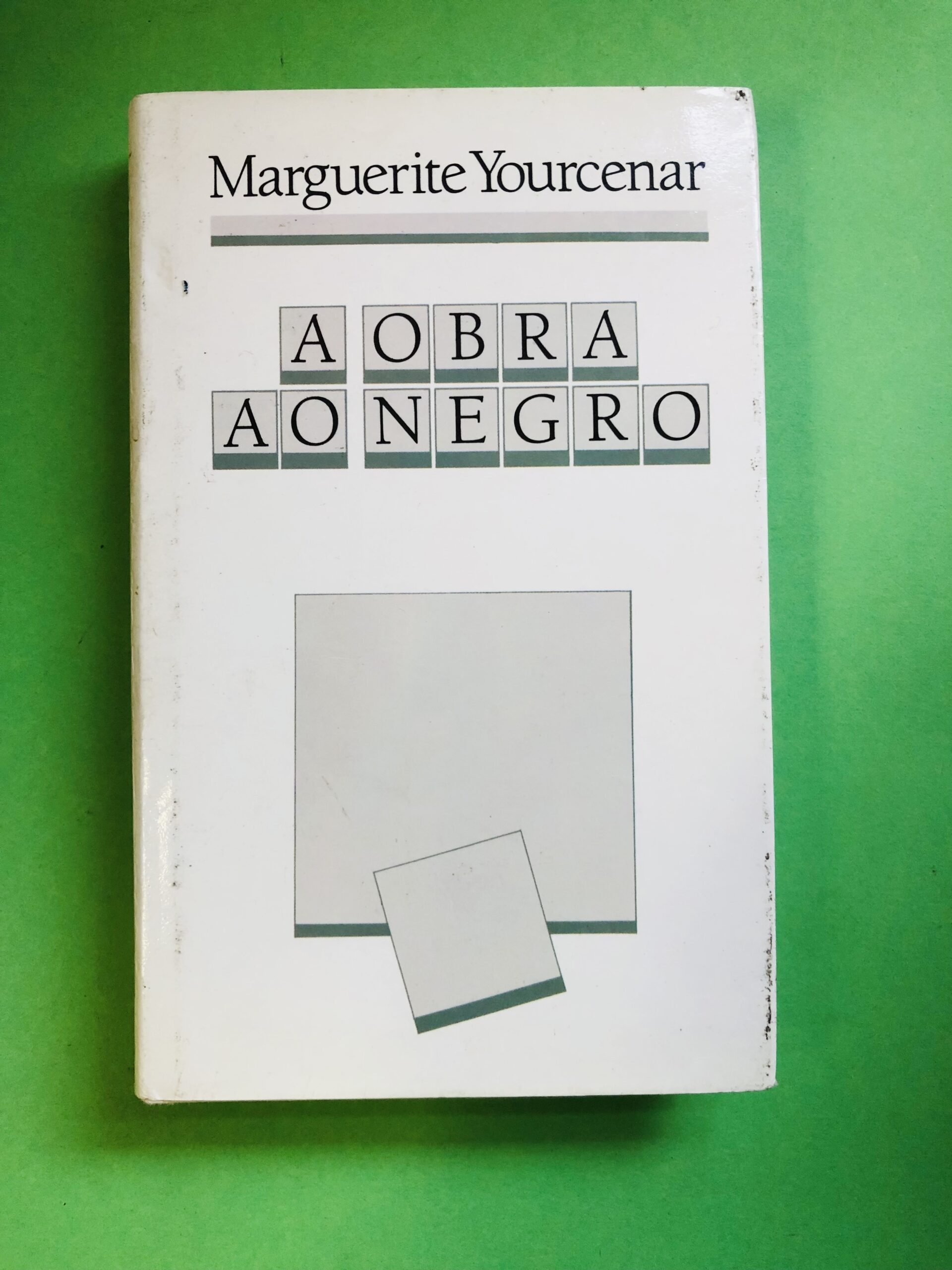 A Obra ao Negro - Marguerite Yourcenar