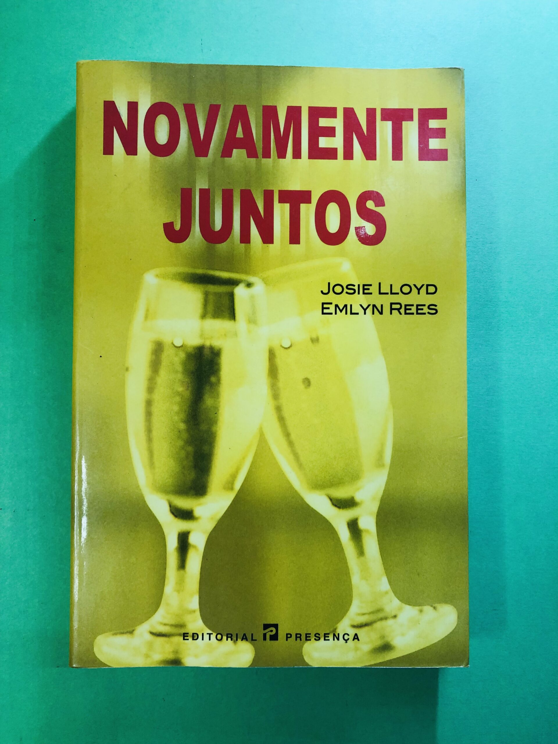 Novamente Juntos - Josie Lloyd, Emlyn Rees