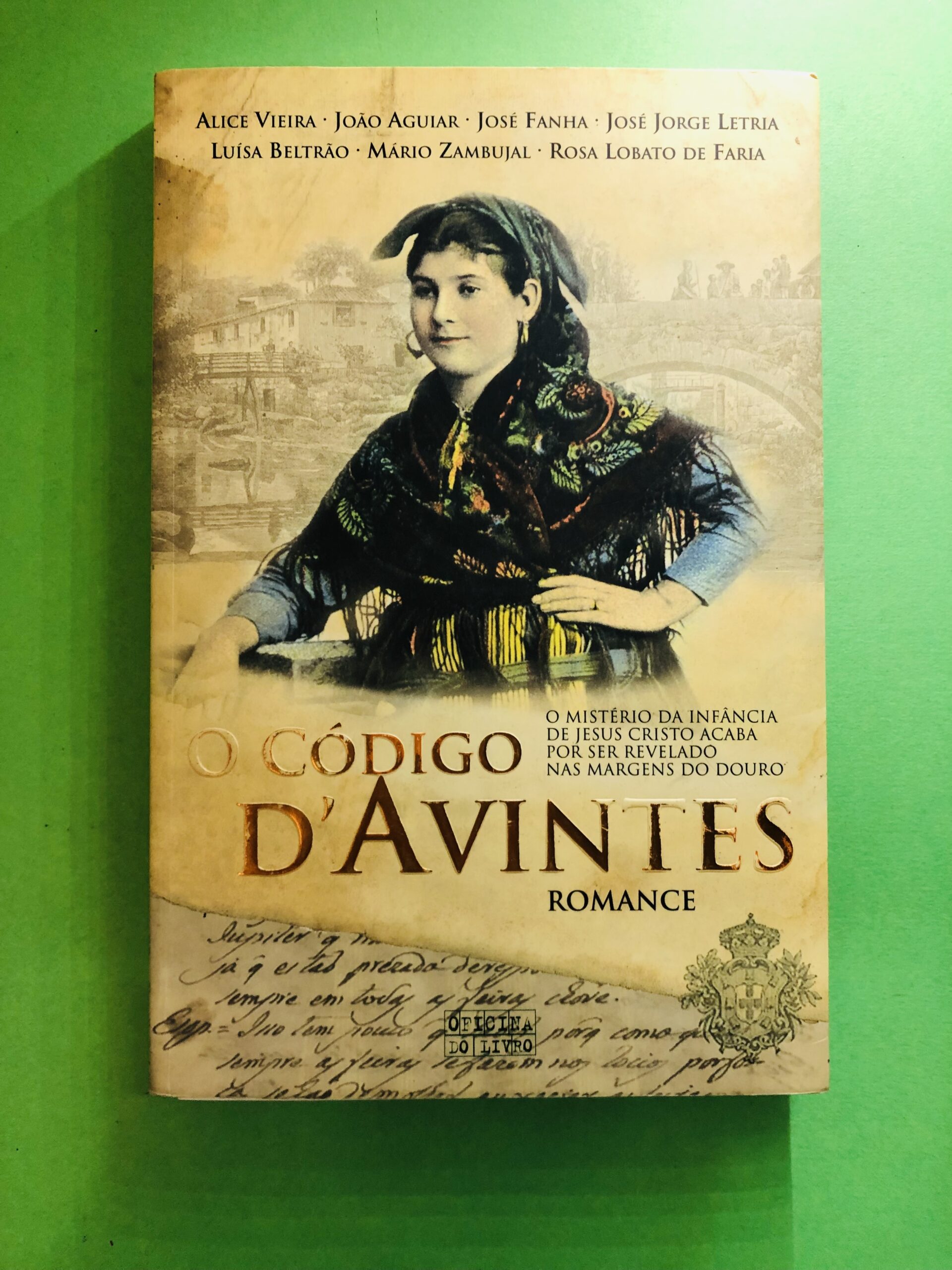 O Código D'Avintes - Vários autores