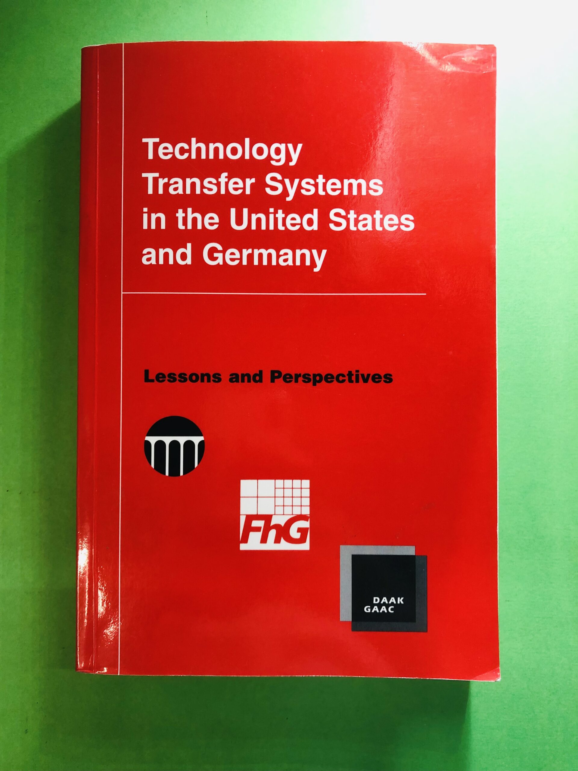 Technology Transfer Systems in the United States and Germany - Não disponível