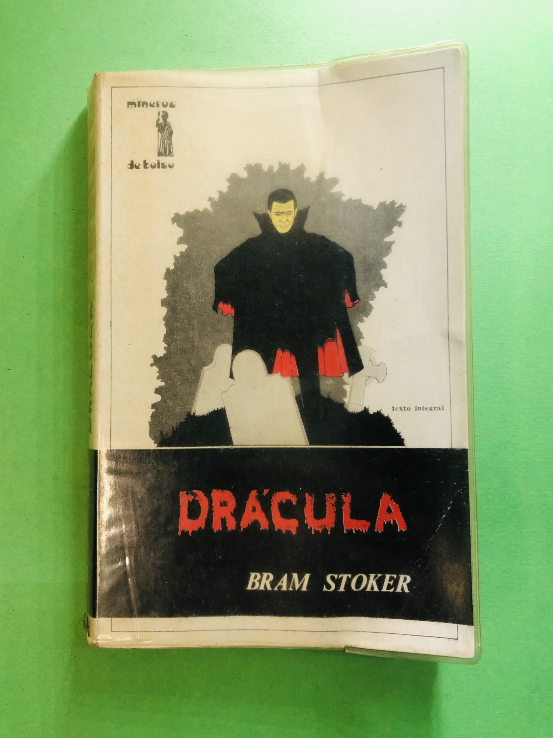 Minúsculos de Título - Bram Stoker
