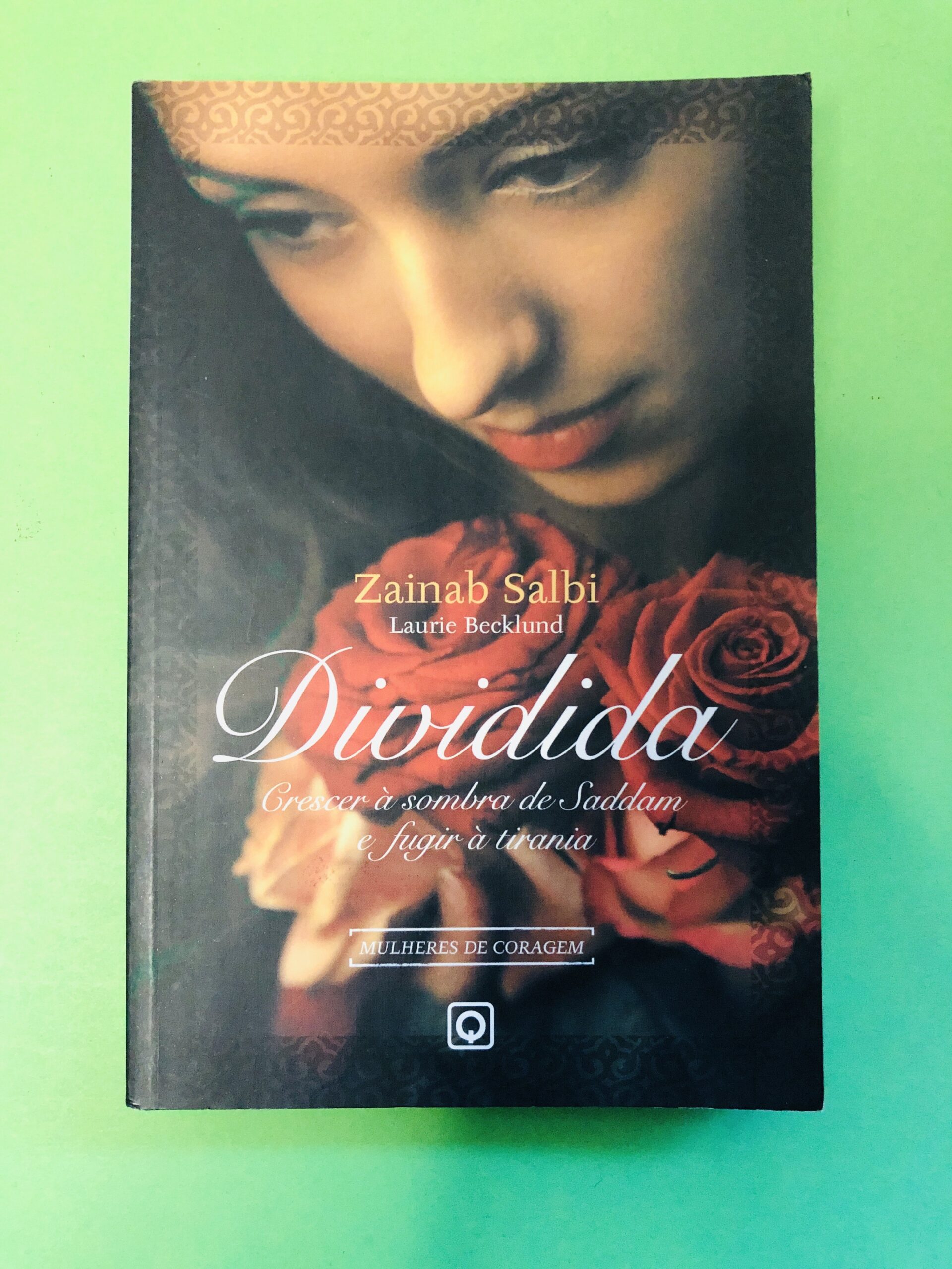 Dividida - Zainab Salbi, Laurie Becklund