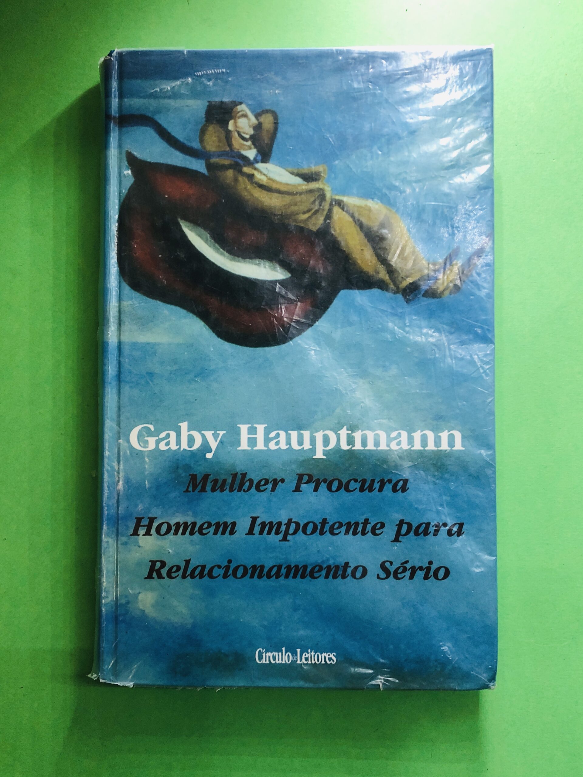 Mulher Procura Homem Impotente para Relacionamento Sério - Gaby Hauptmann