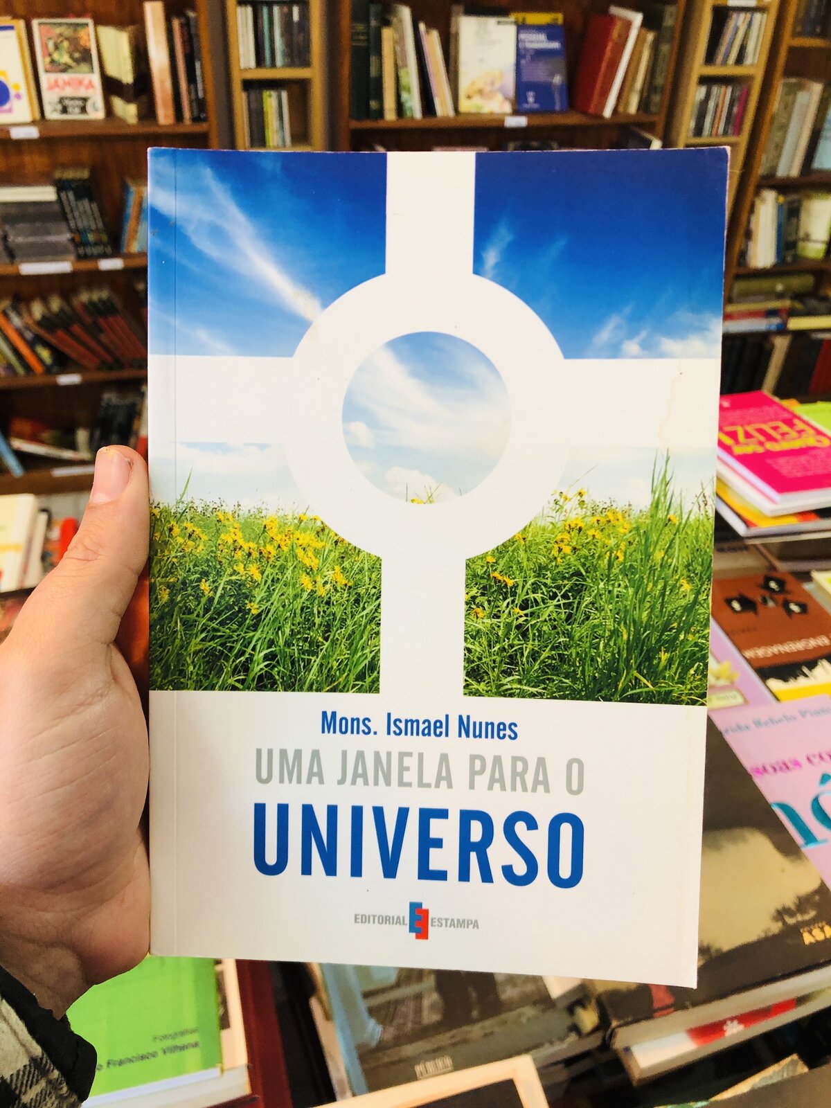 Uma Janela para o Universo - Mons. Ismael Nunes