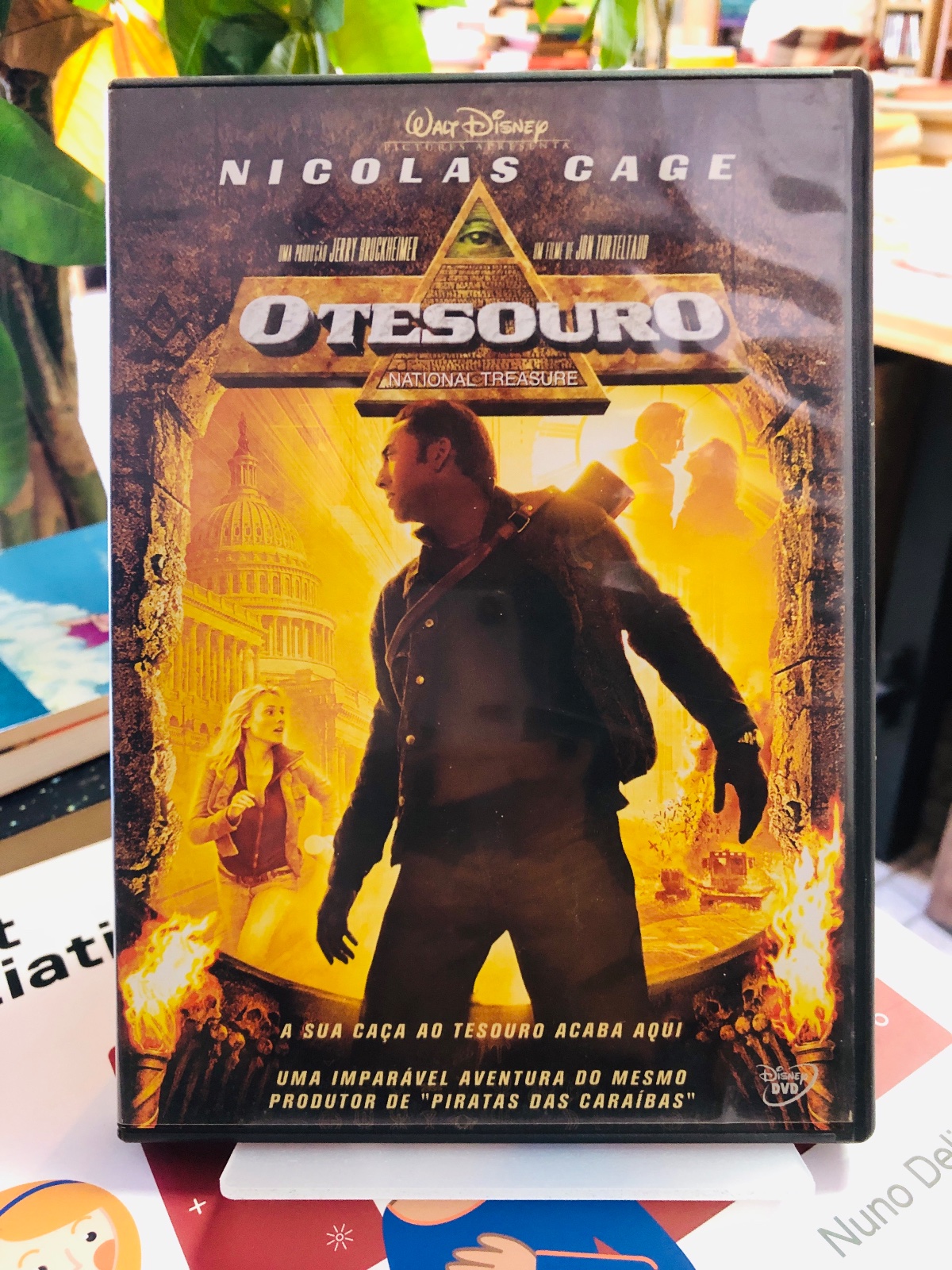 Leilão de DVDs Usados