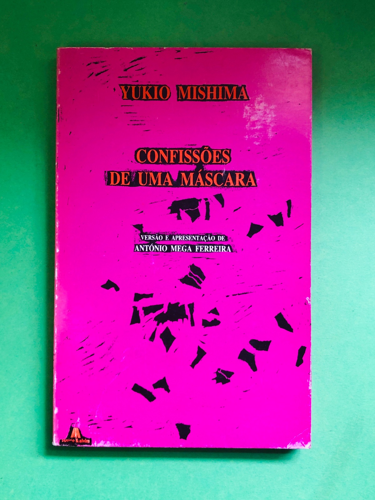 Confissões de uma Máscara - Yukio Mishima