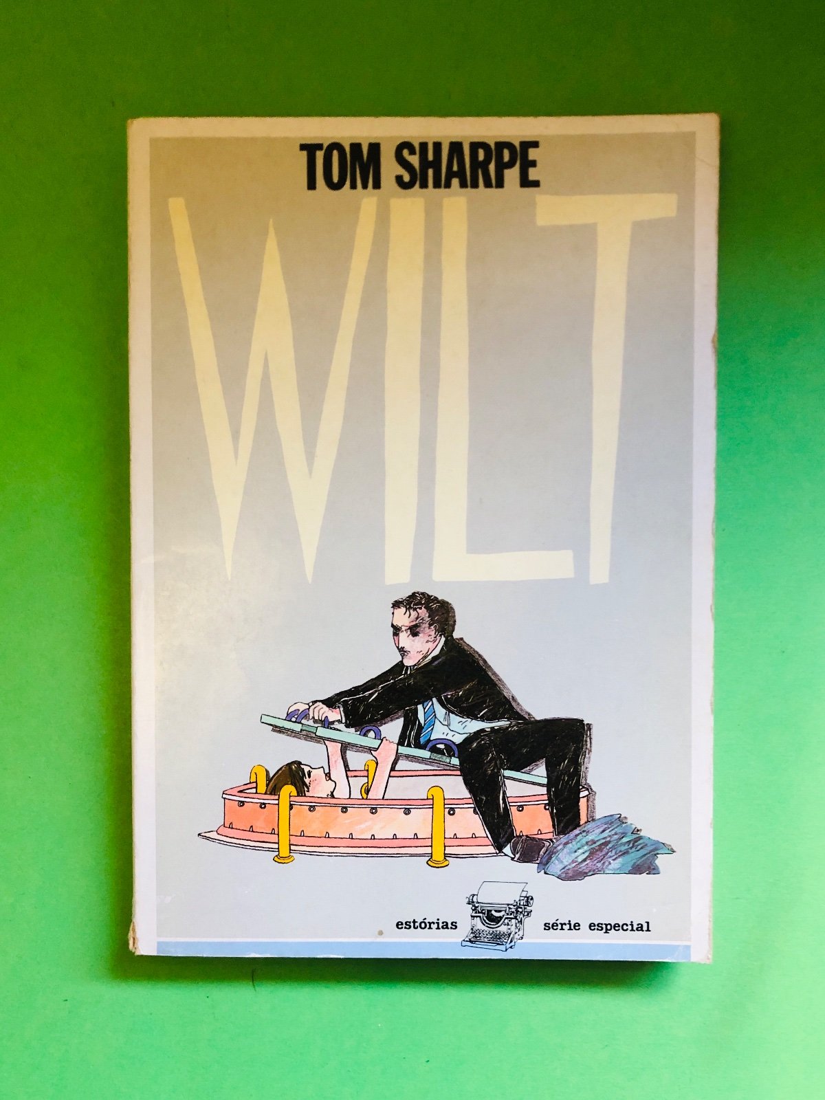 WILT - TOM SHARPE