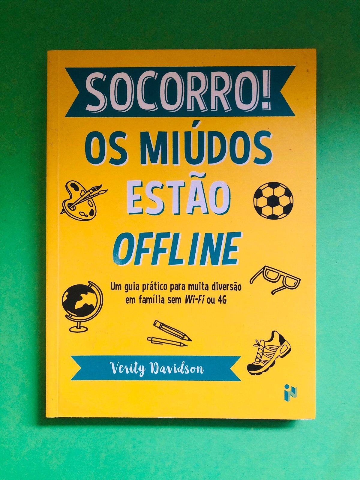 SOCORRO! OS MIÚDOS ESTÃO OFFLINE - Verity Davidson