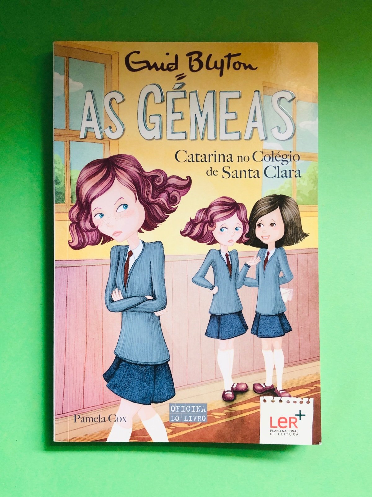 As Gémeas Catarina no Colégio de Santa Clara - Pamela Cox