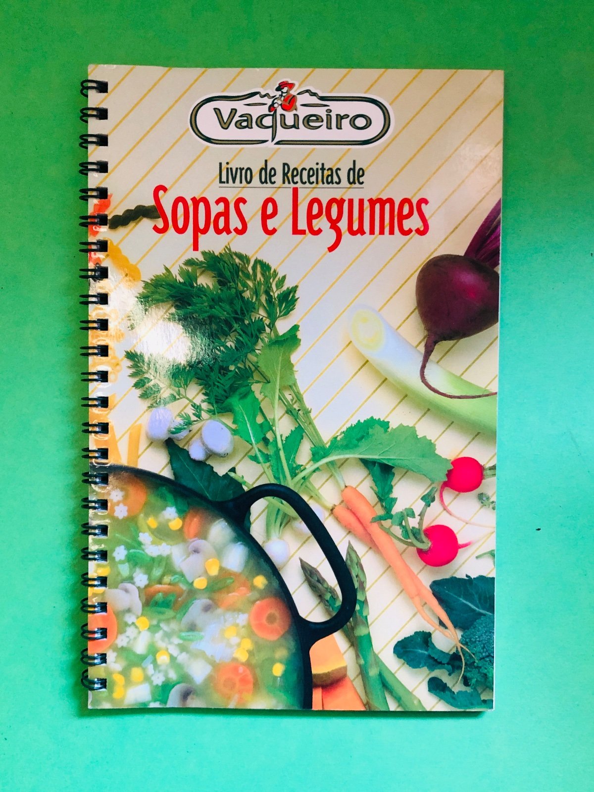 Livro de Receitas de Sopas e Legumes Vaqueiro