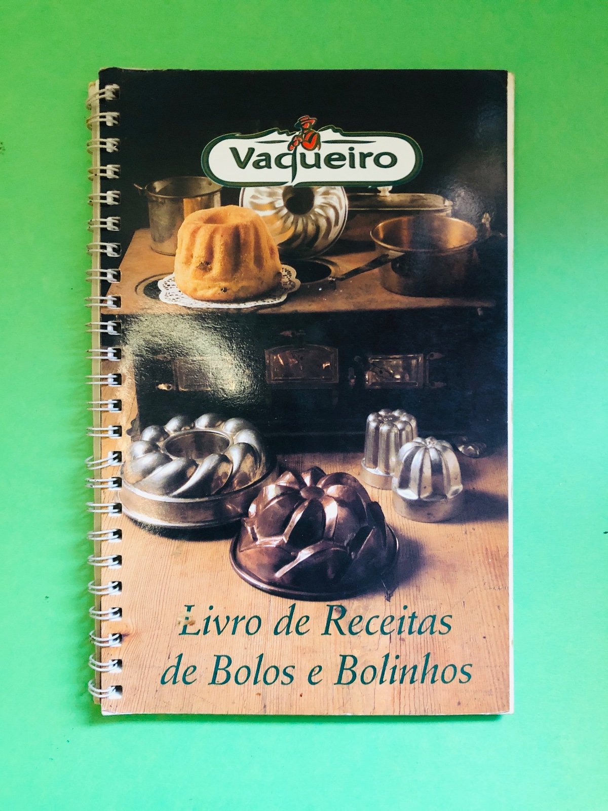 Livro de Receitas de Bolos e Bolinhos Vaqueiro