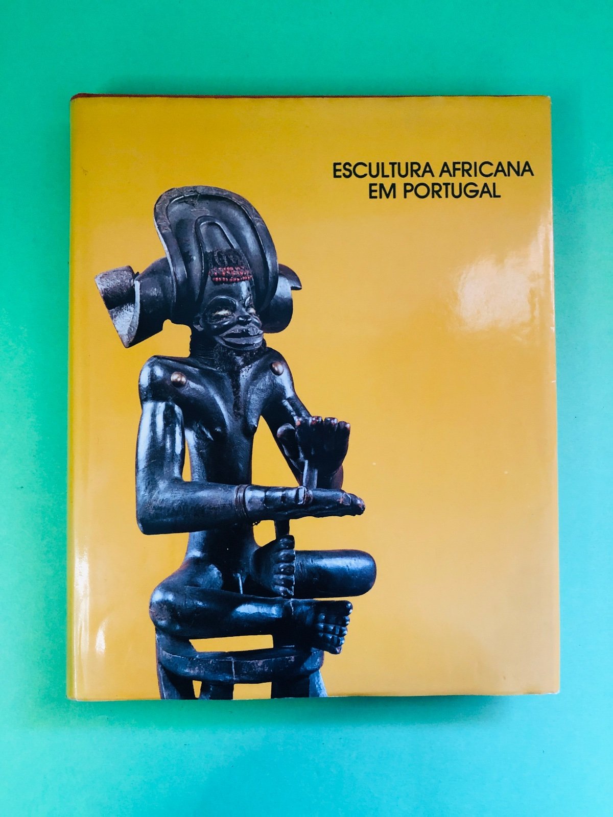 ESCULTURA AFRICANA EM PORTUGAL