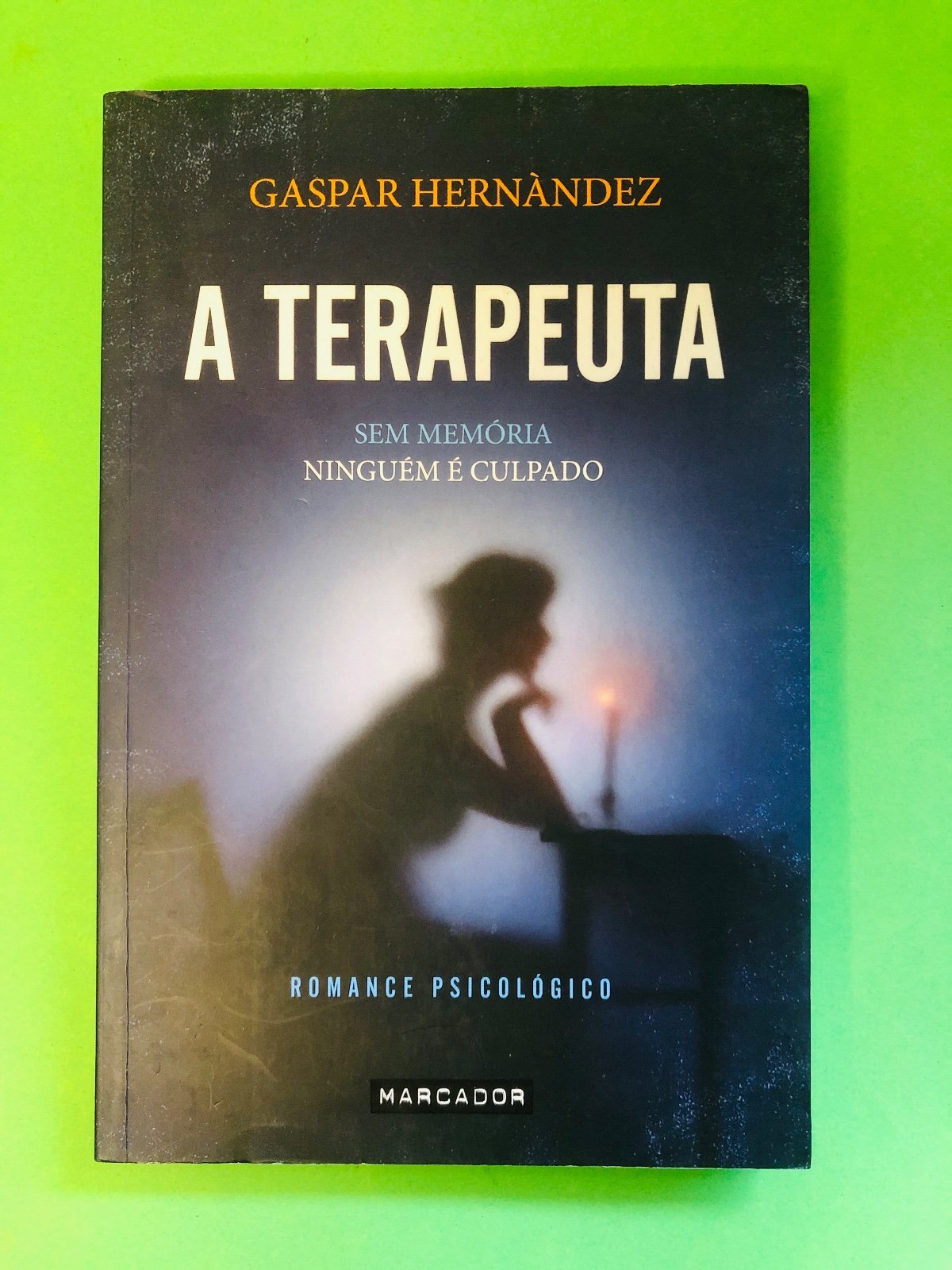 A TERAPEUTA - GASPAR HERNÁNDEZ