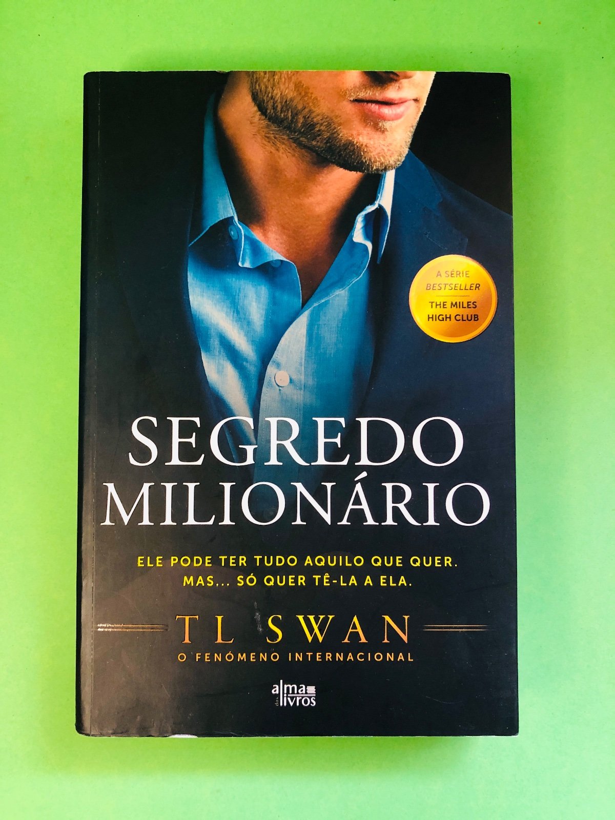 Segredo Milionário - T.L. Swan