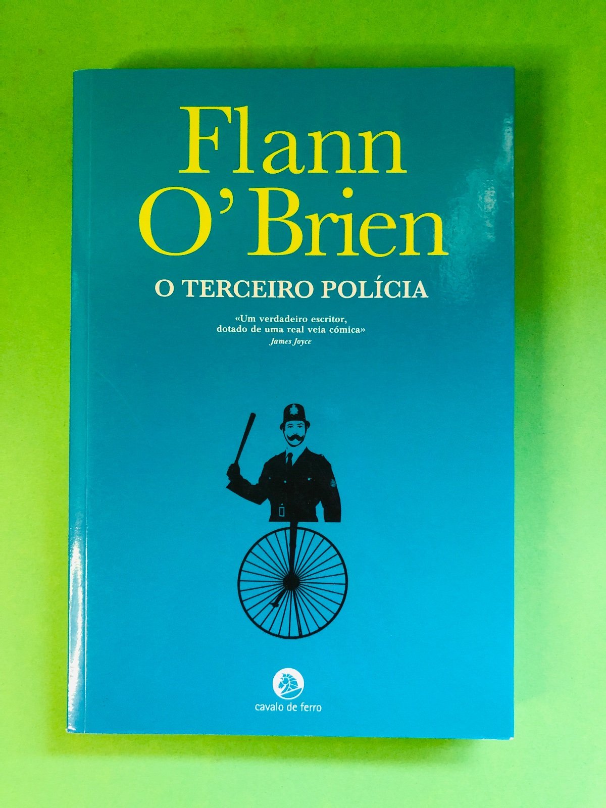 O Terceiro Polícia - Flann O'Brien