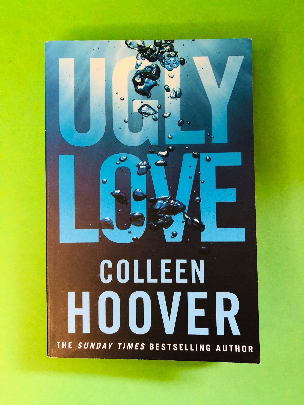 UGLY LOVE - COLLEEN HOOVER