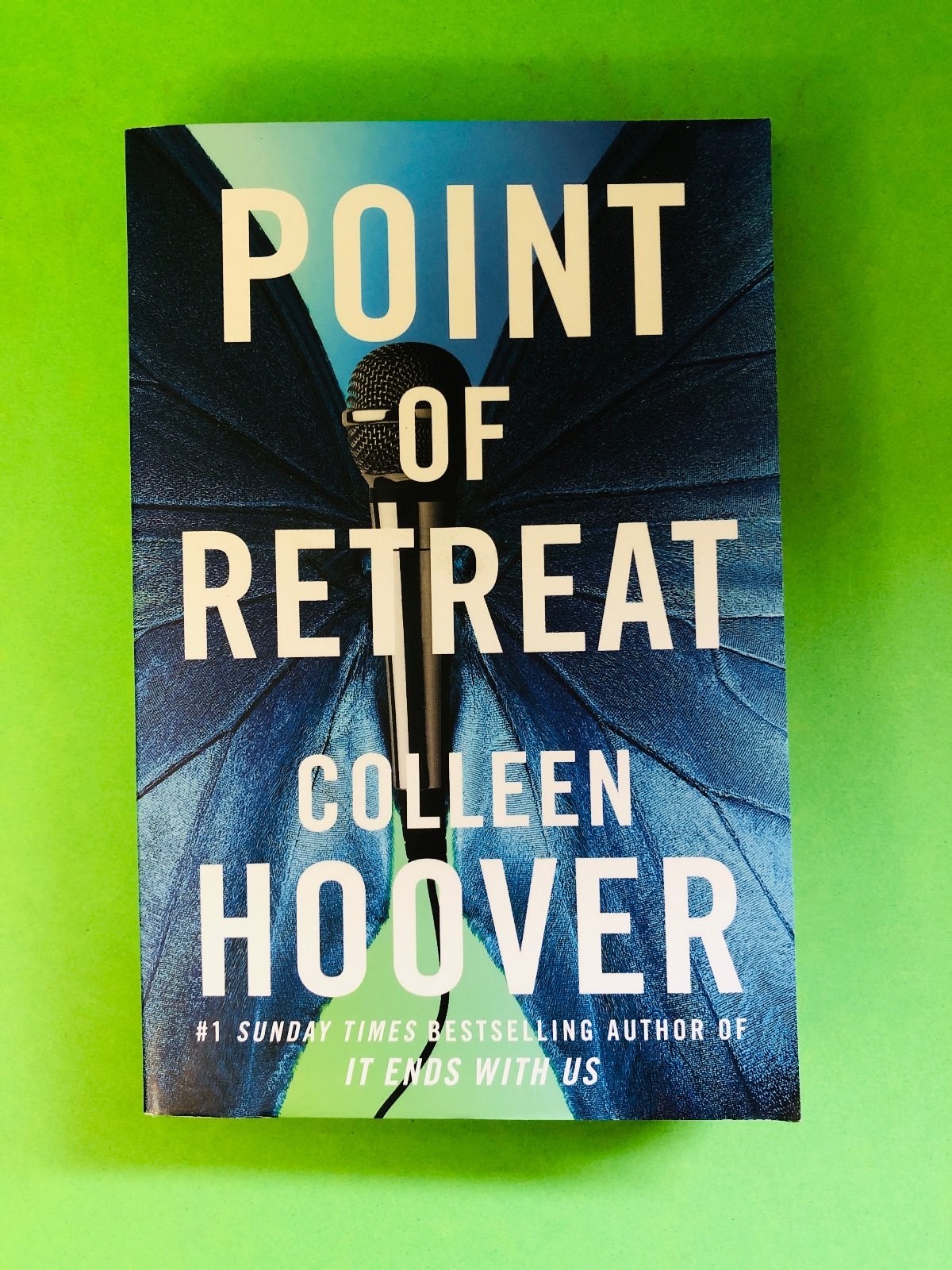 POINT OF RETREAT - COLLEEN HOOVER